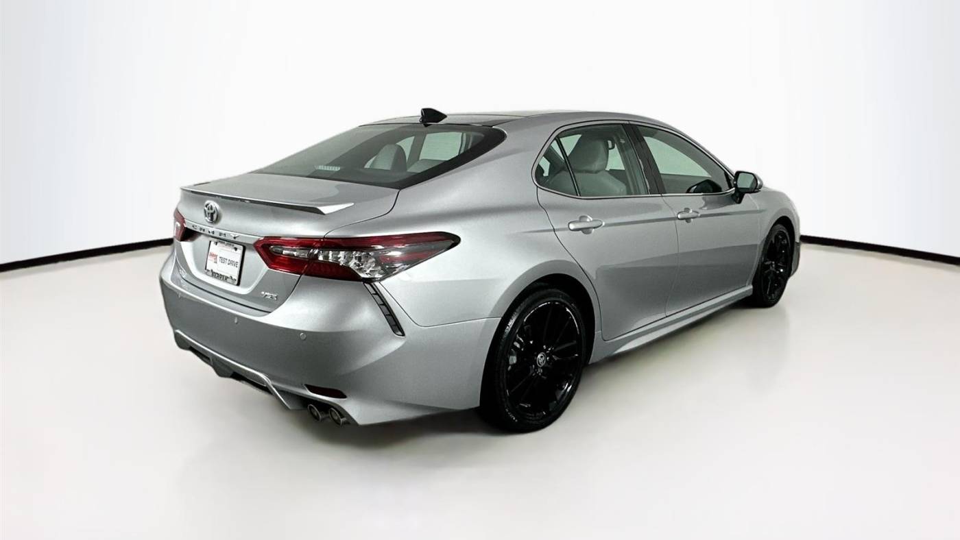 2023 toyota camry