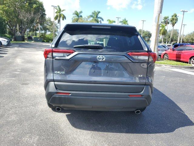 2023 toyota rav4 le