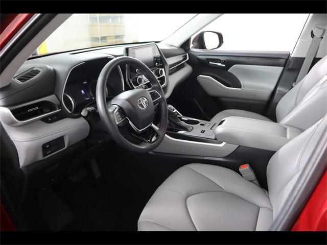 2021 toyota highlander hybrid xle
