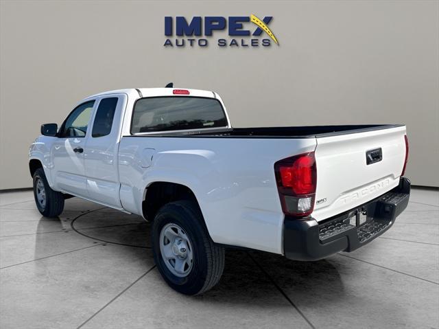 2023 toyota tacoma sr