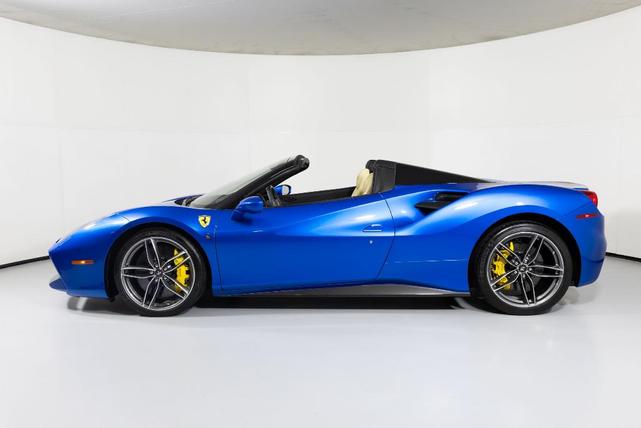 2017 ferrari 488 spider base