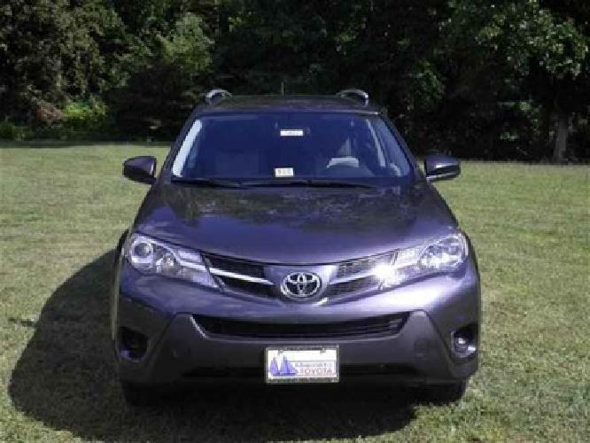 2014 toyota rav4 le in gloucester, va