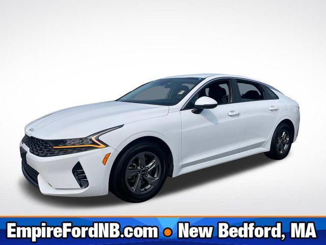 2022 kia k5 lxs