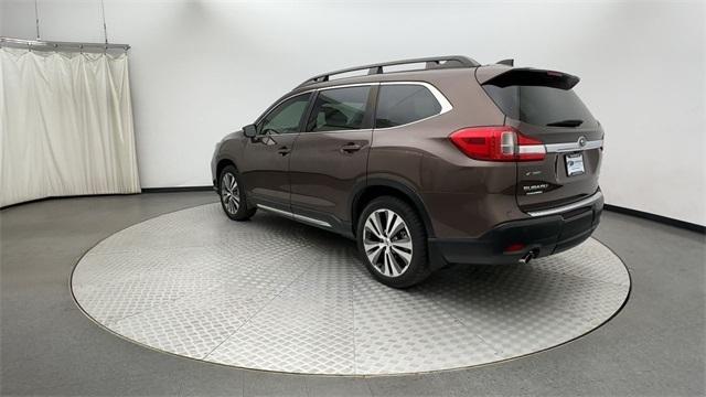 2019 subaru ascent limited 7-passenger