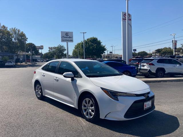 2024 toyota corolla le