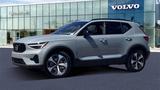 2024 Volvo XC40