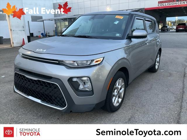 2022 kia soul lx