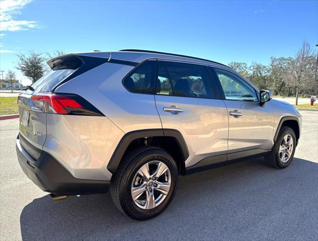 2023 toyota rav4 xle