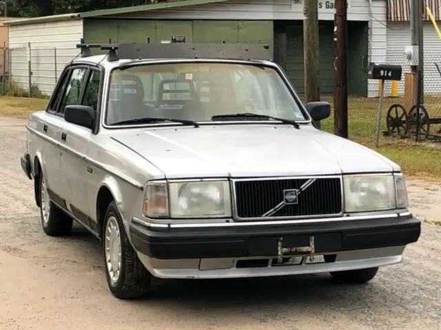 1990 volvo 240 dl 4dr sedan automatic 4-speed rwd i4 2.3l gasoline