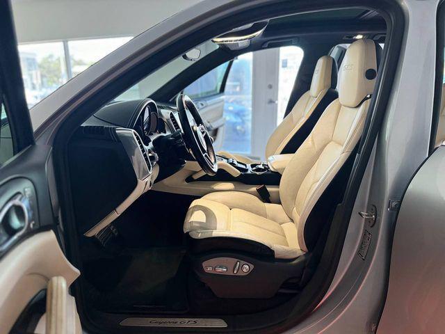 2016 porsche cayenne gts