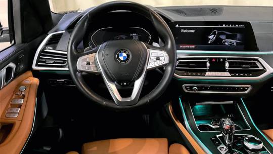 2022 BMW X7