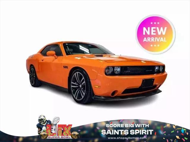 2014 dodge challenger srt8 core