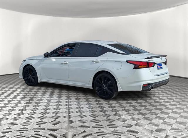 2022 nissan altima sr fwd