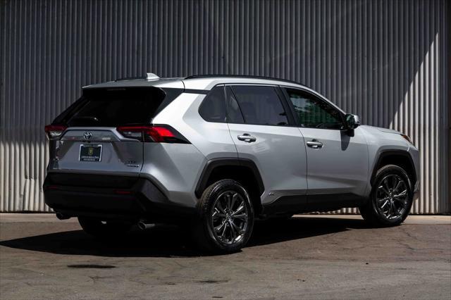 2023 toyota rav4 hybrid xle premium