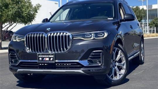 2022 BMW X7