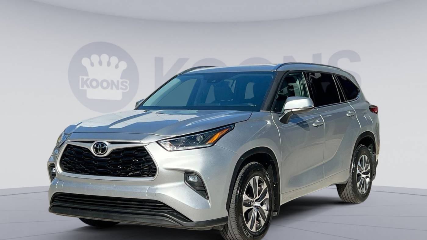 2021 toyota highlander xle