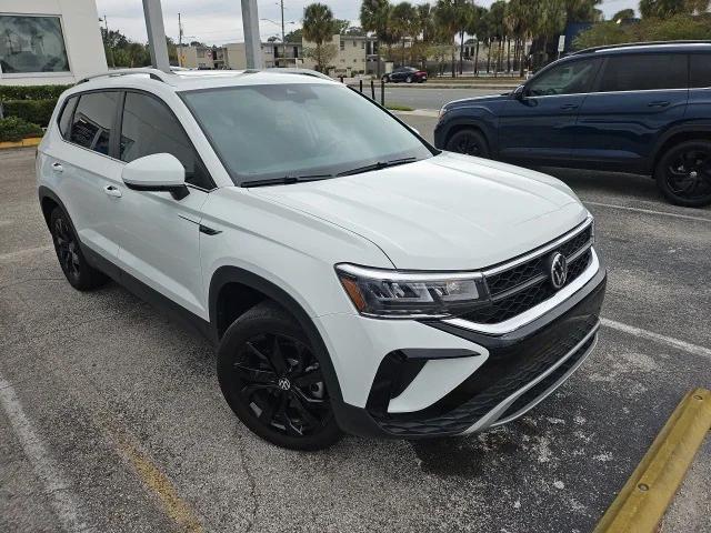2022 volkswagen taos 1.5t se