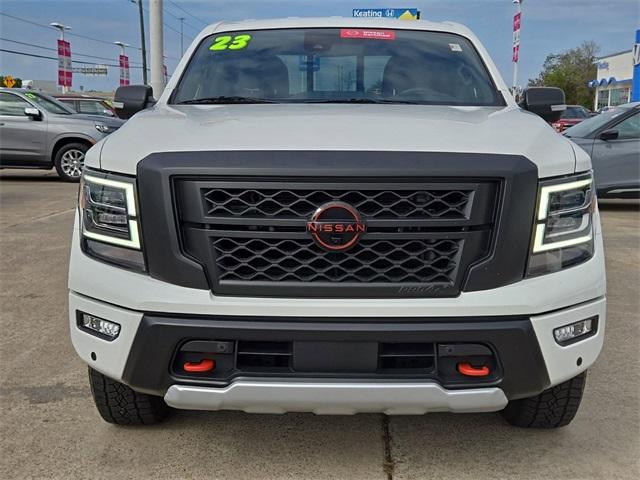 2023 nissan titan pro-4x