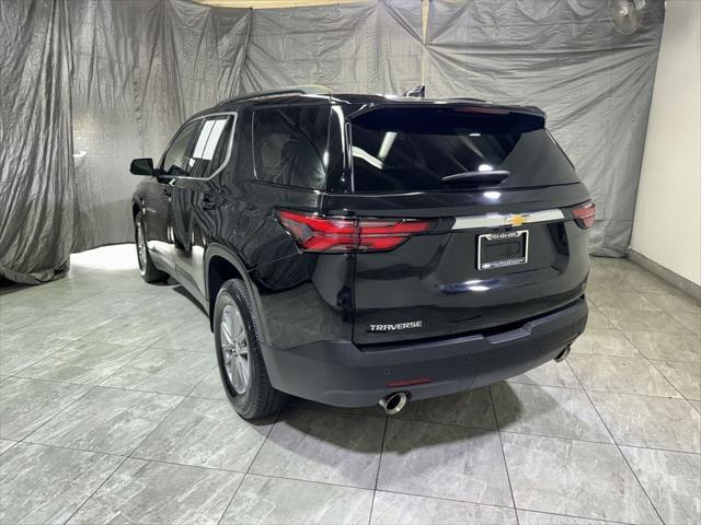2023 chevrolet traverse lt cloth