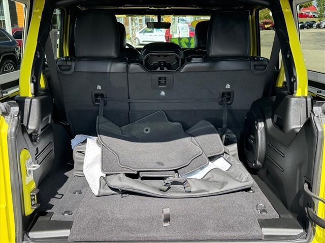 2023 jeep wrangler 4-door sahara altitude 4x4