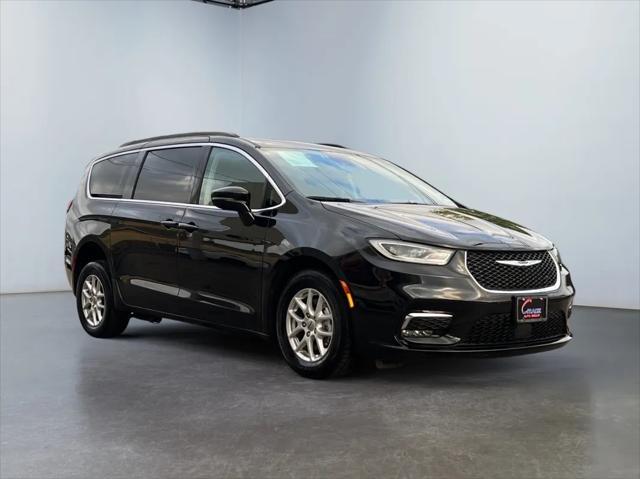 2022 chrysler pacifica touring l