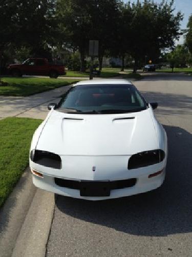 **1994 white base camaro - excellent condition - 22,800 original miles in orlando, fl