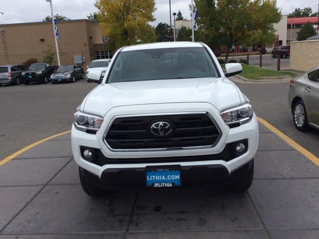2018 toyota tacoma trd off-road 4x4 trd off-road 4dr double cab 6.1 ft lb for sale in billings, montana