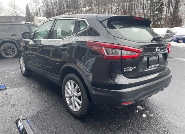 2021 nissan rogue sport s