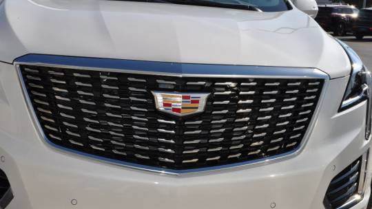 2024 Cadillac XT5 premium luxury