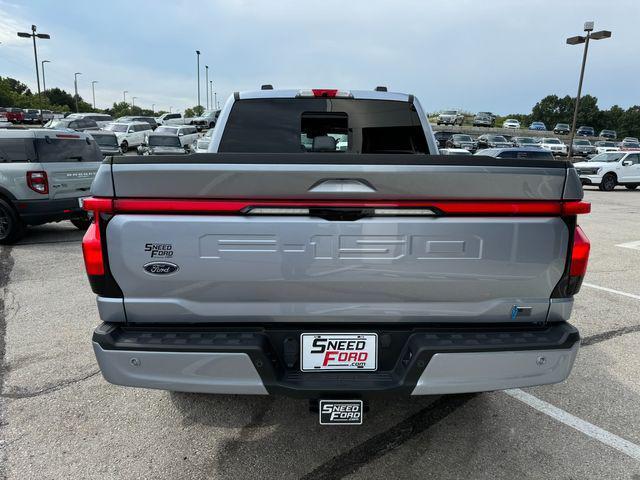 2022 ford f-150 lightning lariat