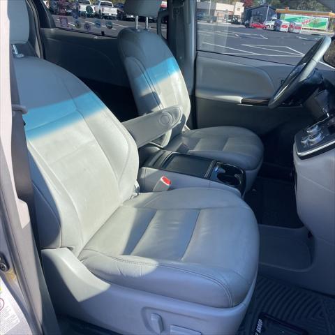 2017 toyota sienna xle premium