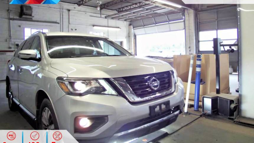 2017 nissan pathfinder sv