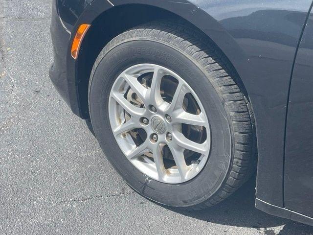 2018 chrysler pacifica lx in bremen, indiana