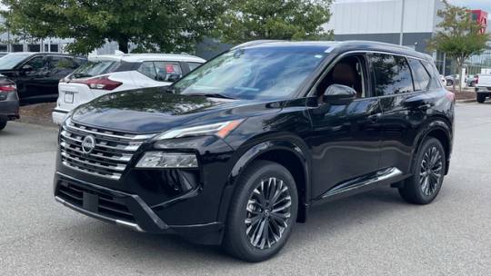 2024 Nissan Rogue platinum