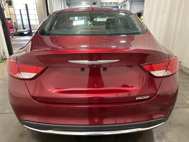 2015 chrysler 200 limited