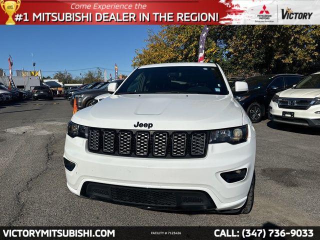 2022 jeep grand cherokee laredo