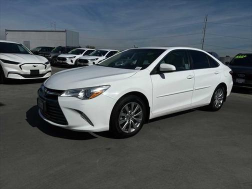 2017 toyota camry