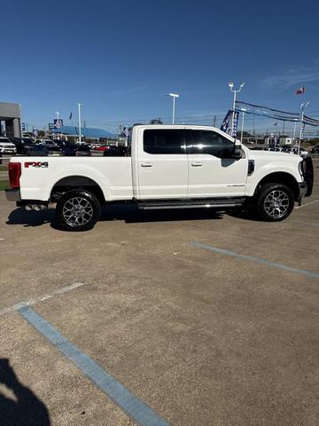 2020 ford f-250 lariat