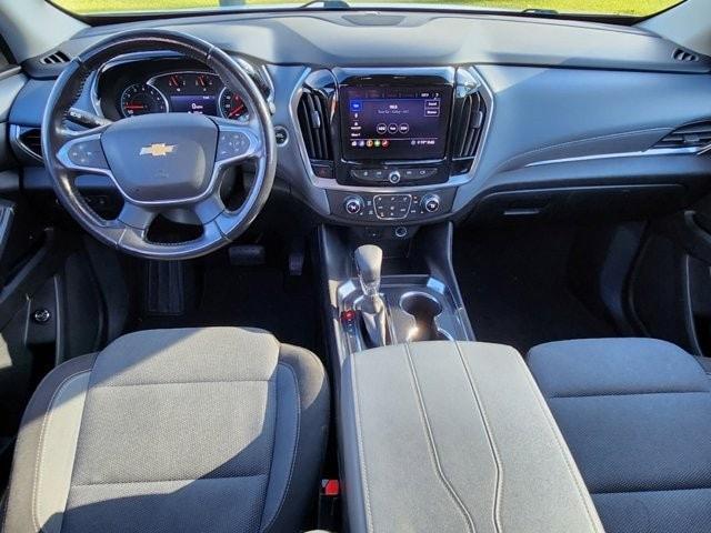 2021 chevrolet traverse lt cloth