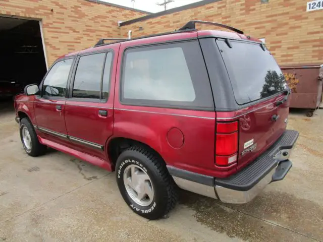 1993 ford explorer xlt - 4wd - automatic - all power - looks and drives nice!