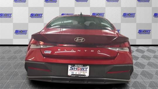 2024 Hyundai Elantra