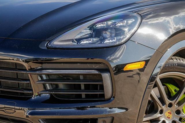 2023 porsche cayenne e-hybrid