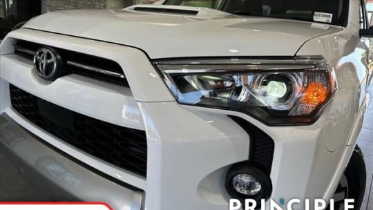2024 toyota 4runner trd off-road