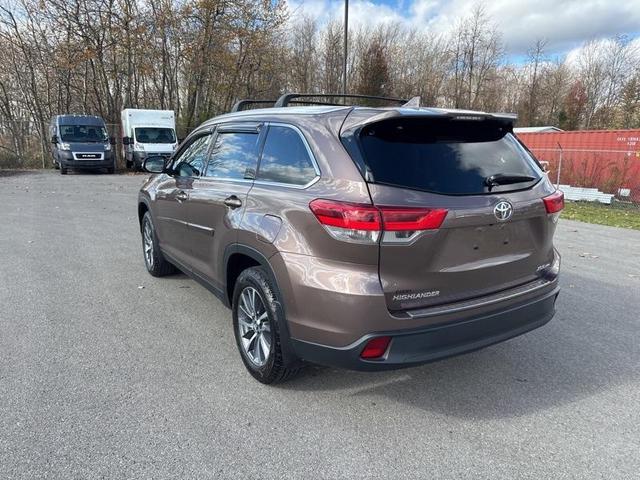 2019 toyota highlander xle