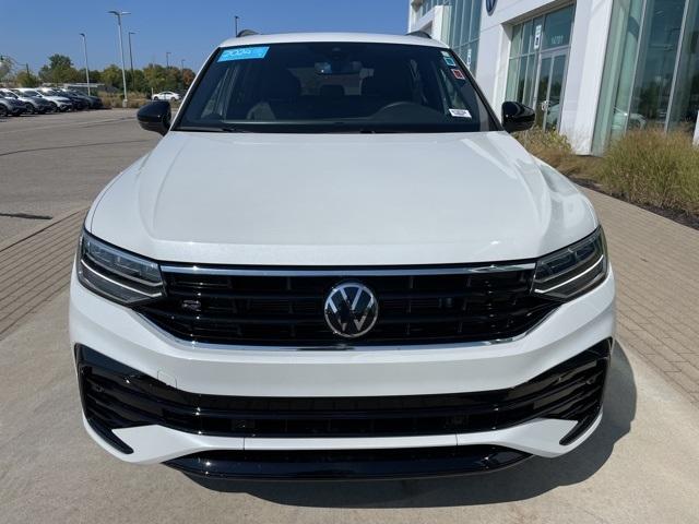 2024 volkswagen tiguan 2.0t se r-line black