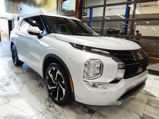 2022 mitsubishi outlander sel
