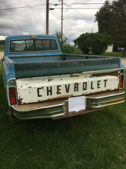 1972 chevrolet c-20 custom camper blue 3/4 ton 2 wheel drive runs well new tires