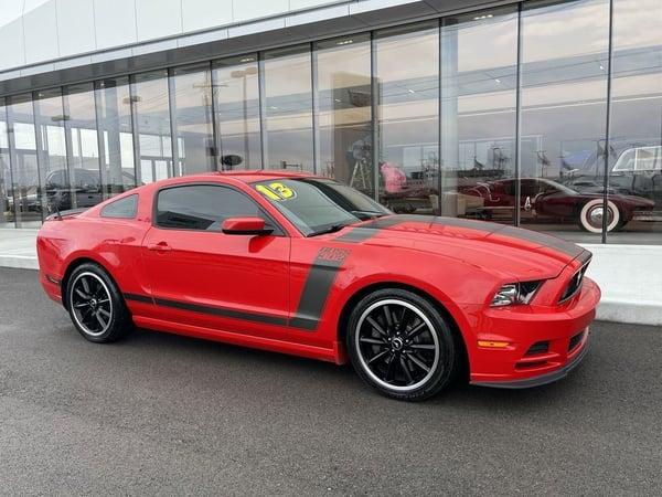 2013 ford mustang in secaucus, new jersey