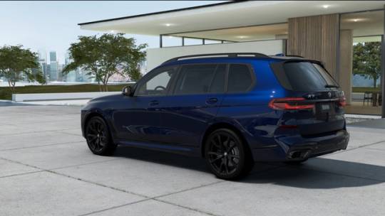 2025 BMW X7