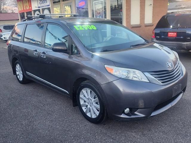 2013 toyota sienna xle
